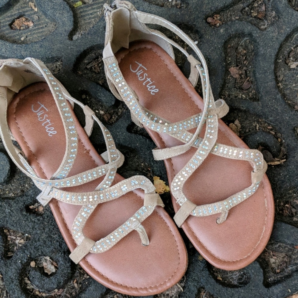 Justice sandals